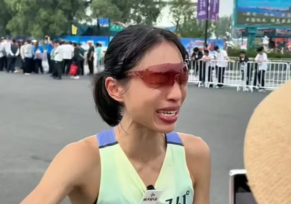 说护士工作, 她老调休, 却还挤业余 说护士工作, 她老调休, 却还挤业余