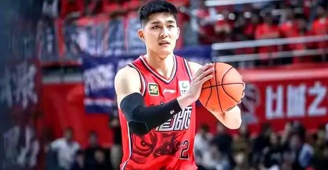 功拿下赵睿, 首钢或再招, 天才内线有 功拿下赵睿, 首钢或再招, 天才内线有