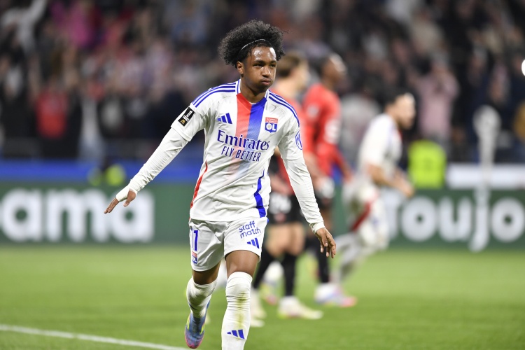 我们希望让, 杯发光 我们希望让, 杯发光