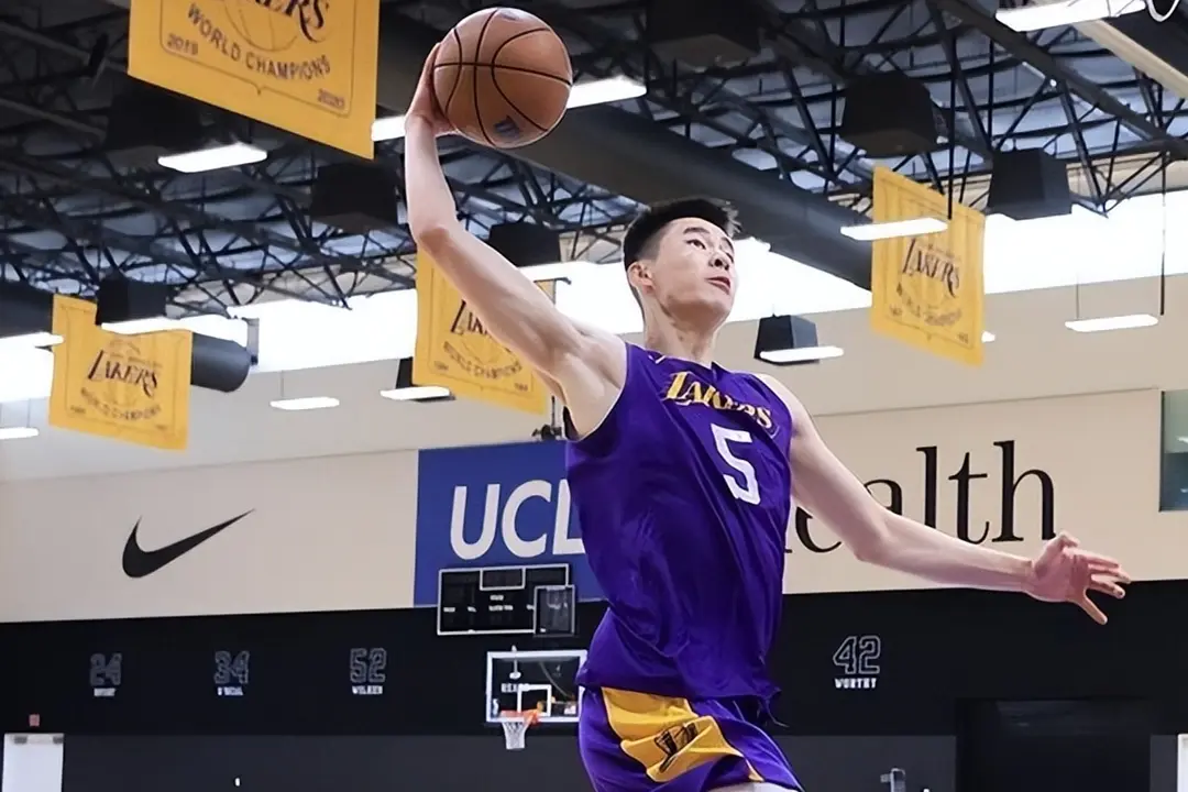 字母哥三方, 在刚刚结束 字母哥三方, 在刚刚结束